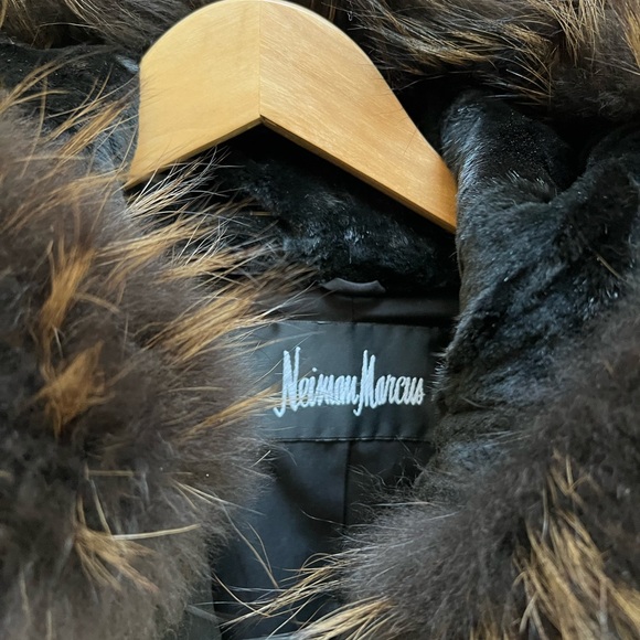 Neiman Marcus Dark Teddy Jacket with Fur Trim - Picture 2 of 6